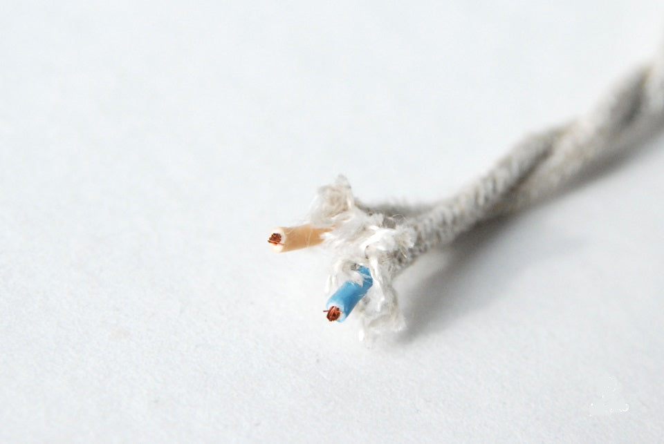 Blåt snoet ægte dekorativ stofledning