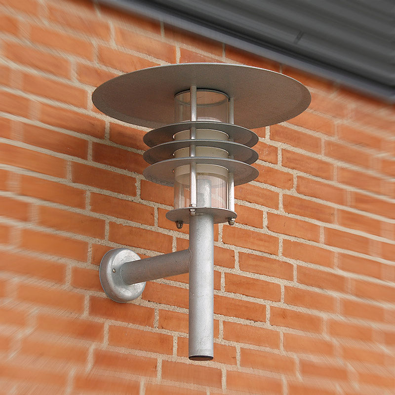 Miljøbillede af Knud3L væglampe i galvaniseret fra david superlight