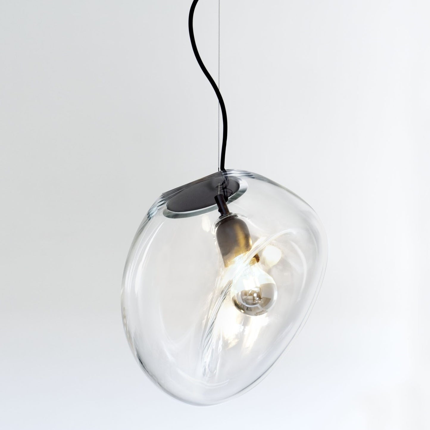 Lightbody pendel fra Leucos