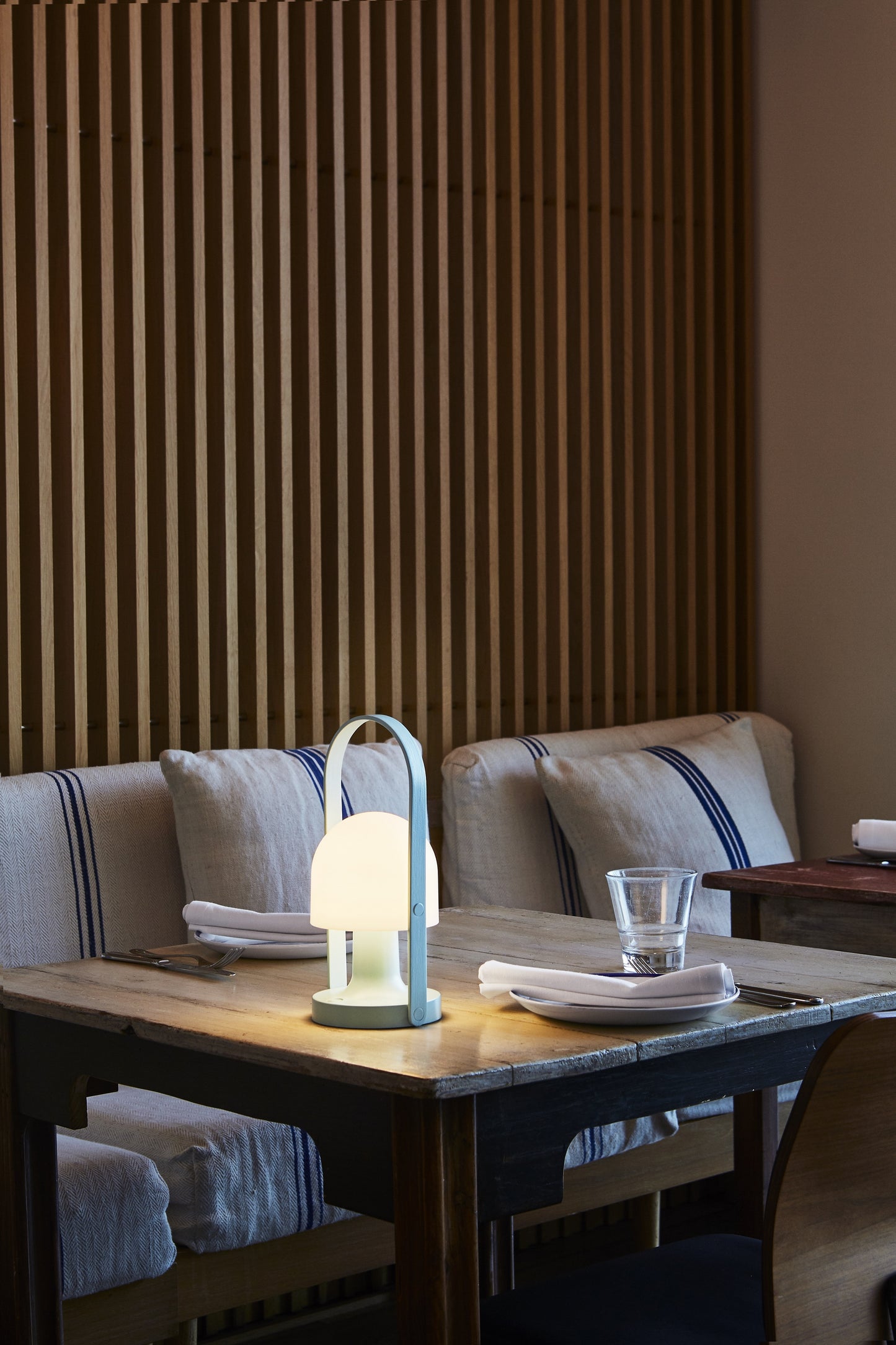 Follow Me farver LED bordlampe Marset