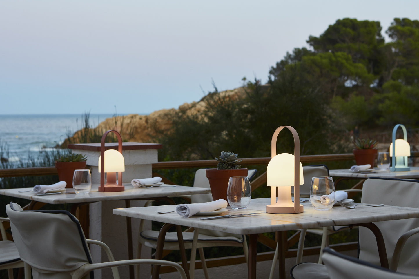 Follow Me farver LED bordlampe Marset