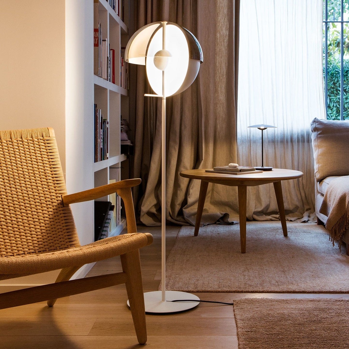 Theia P Gulvlampe Marset