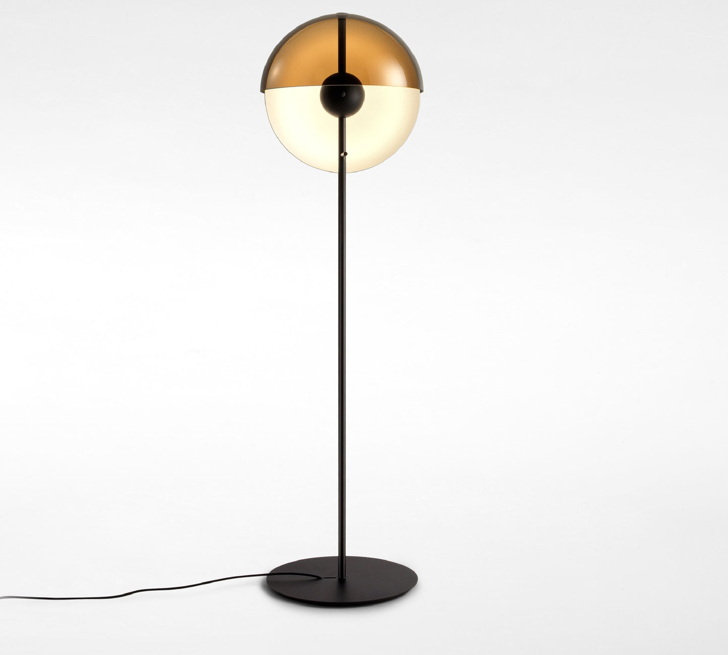 Theia P Gulvlampe Marset