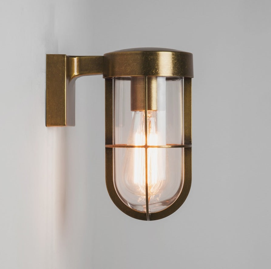 Cabin væglampe fra Astro Lighting