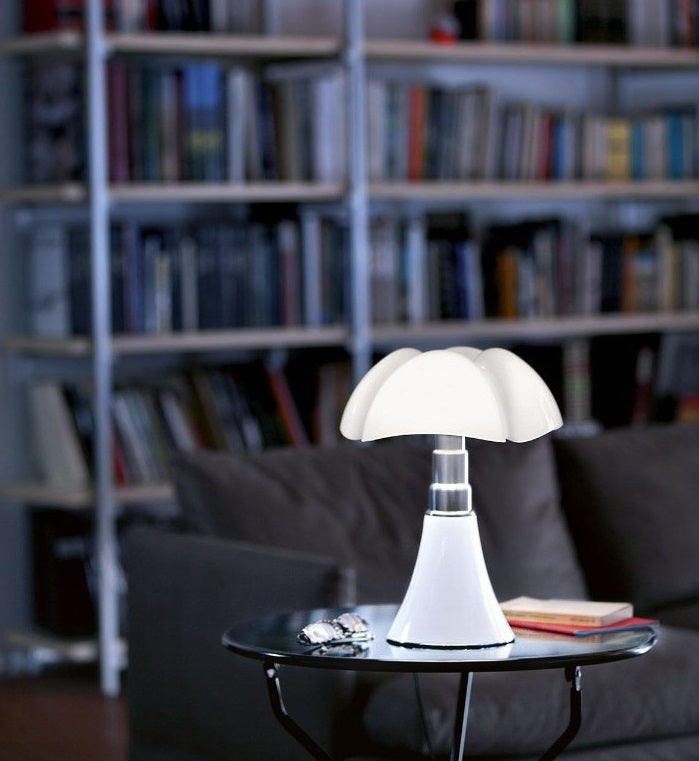Minipipistrello bordlampe fra Martinelli Luce