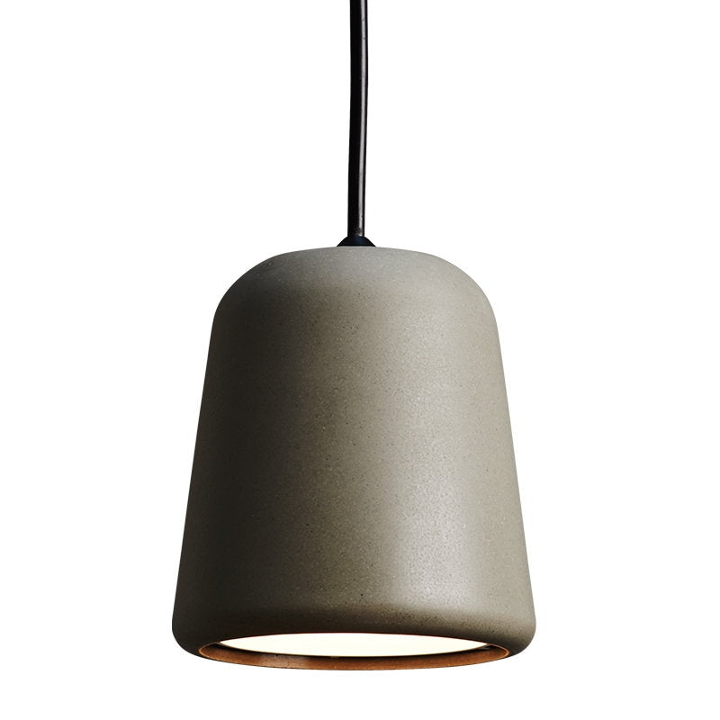 material pendel i dark gray concrete fra nevworks designet af Noergaard & Kechayas
