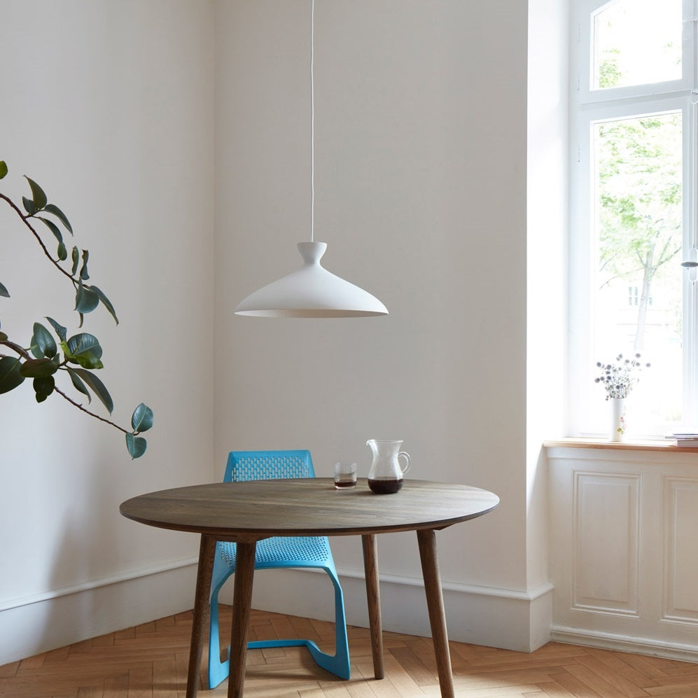 miljøbillede Pretty wide pendel mat hvid