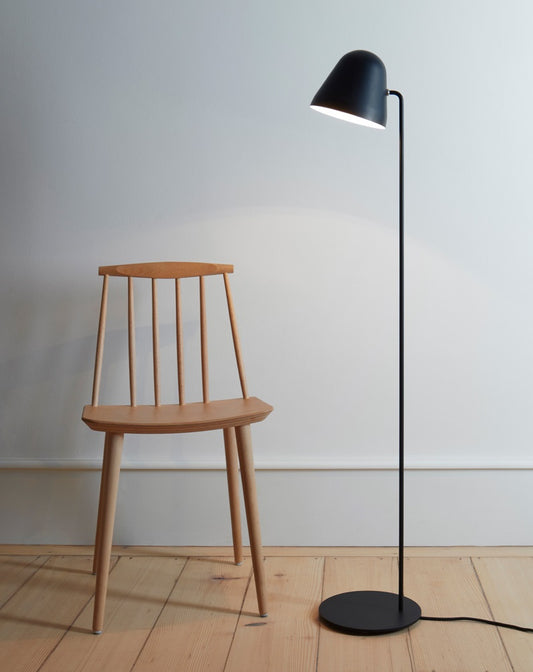 Tilt gulvlampe fra Nyta