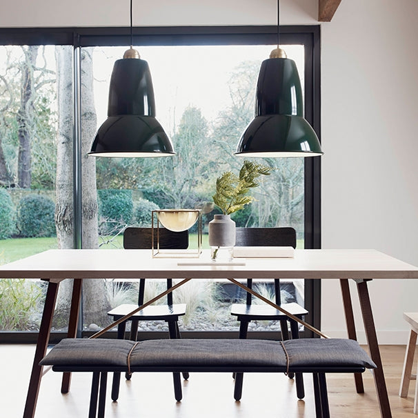 Miljøbillede af Giant 1227 brass pendel i grøn Anglepoise