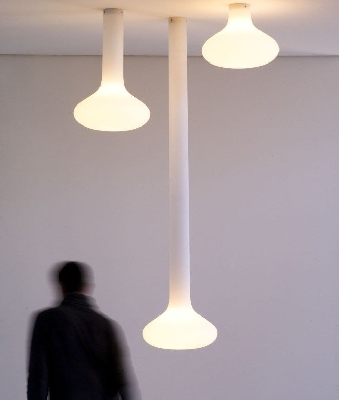 Pin væg/-loftlampe fra Martinelli Luce