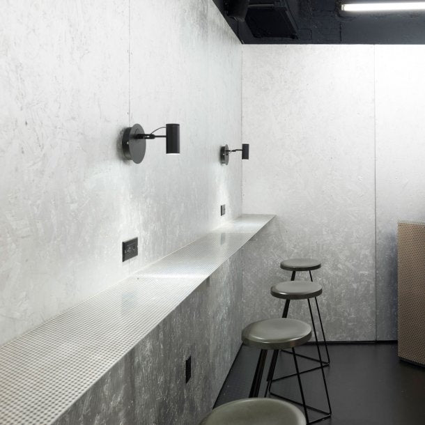 Miljøbillede Polo spot væg- loftlampe Marset sort