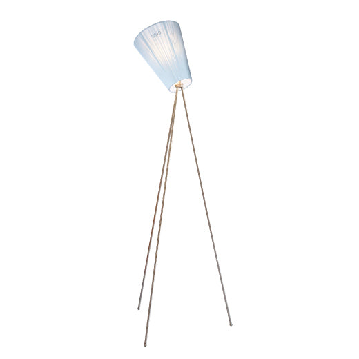 Oslo Wood gulvlampe med lyseblå skærm fra Northern Lighting