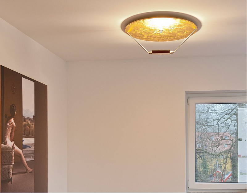 Miljøbillede af Disco loftlampe i blad guld fra Catellani & Smith
