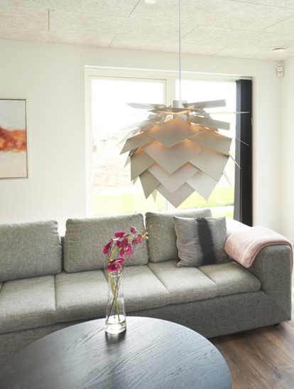 PineApple medium aluminium pendel Dyberg-Larsen