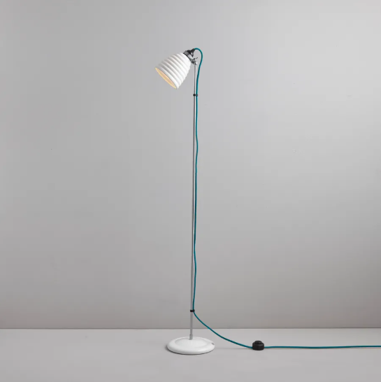 Miljøbillede af Hector Bibendum gulvlampe med blå stofledning fra Original BTC