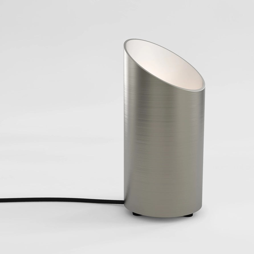 Cut gulvlampe fra Astro Lighting