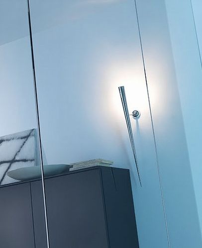 Trylon væglampe Lumen Center Italia