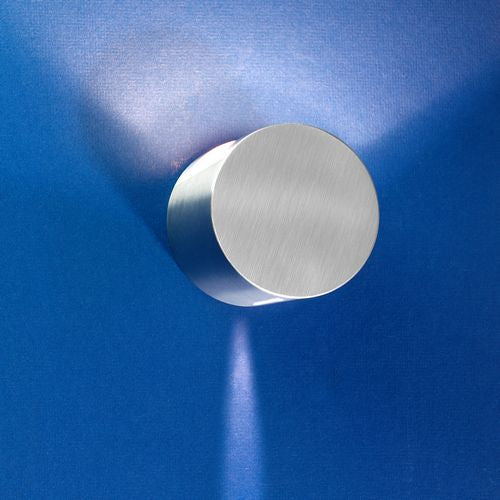 Bred lys op / smal lys ned