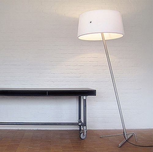 Slant floor gulvlampe serien lighting