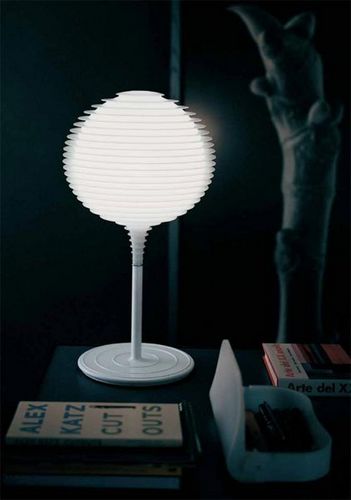 Flow T2 bordlampe fra Rotaliana