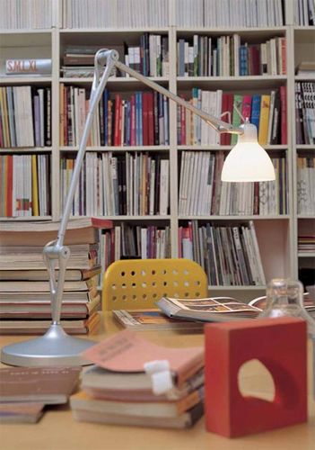Luxy T2 bordlampe fra Rotaliana
