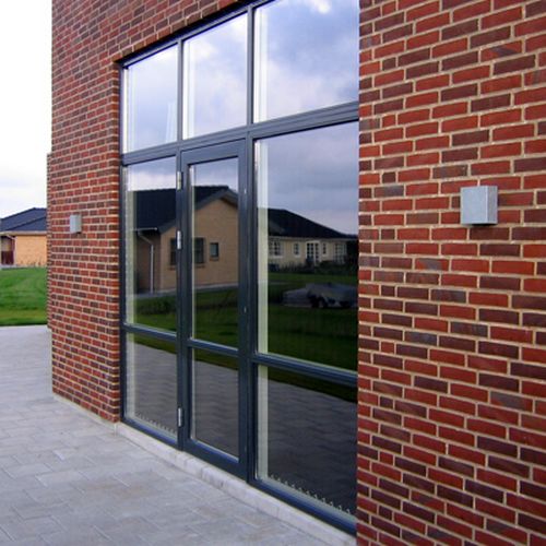 fix væglampe i galvaniseret