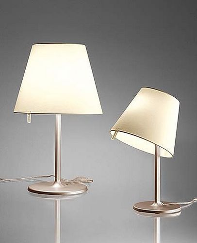 Melampo bordlampe Artemide