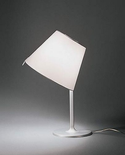 Melampo bordlampe Artemide