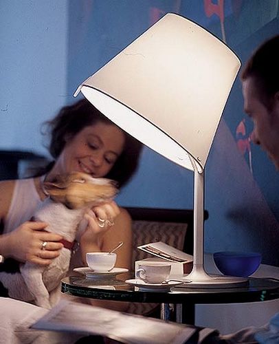 Melampo bordlampe Artemide