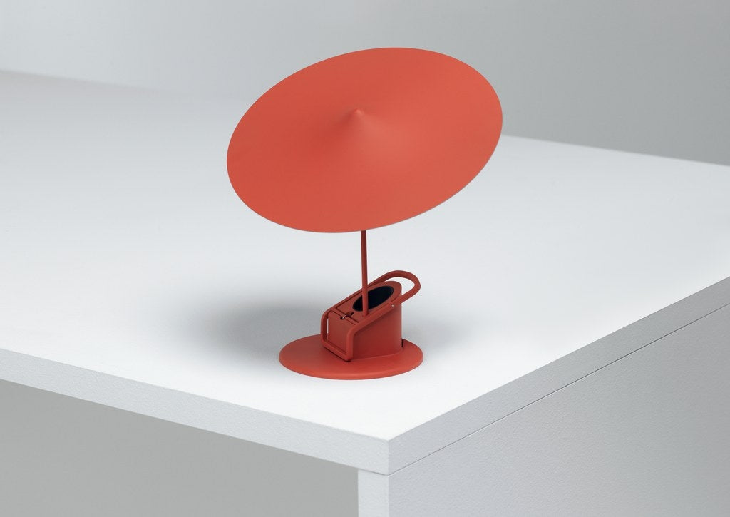 w153 ïle bordlampe poppy rød, Wâstberg