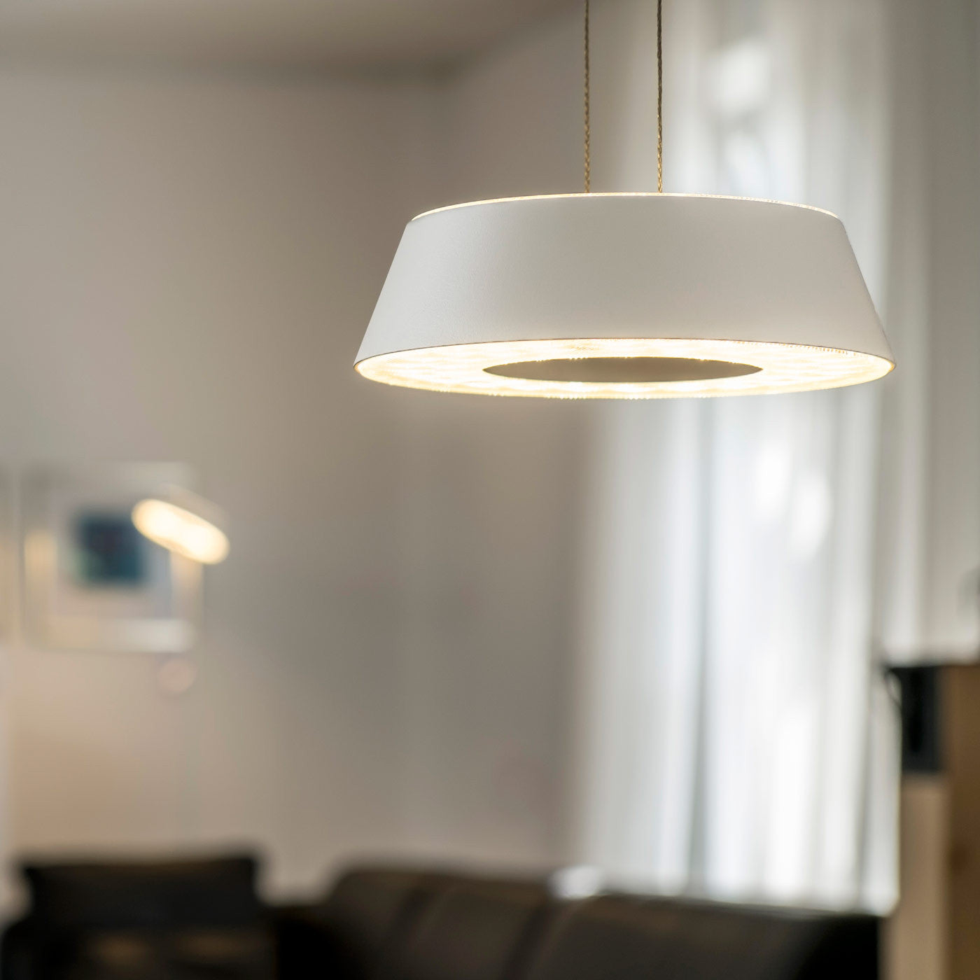 Glance LED pendel med gemt hejs Oligo