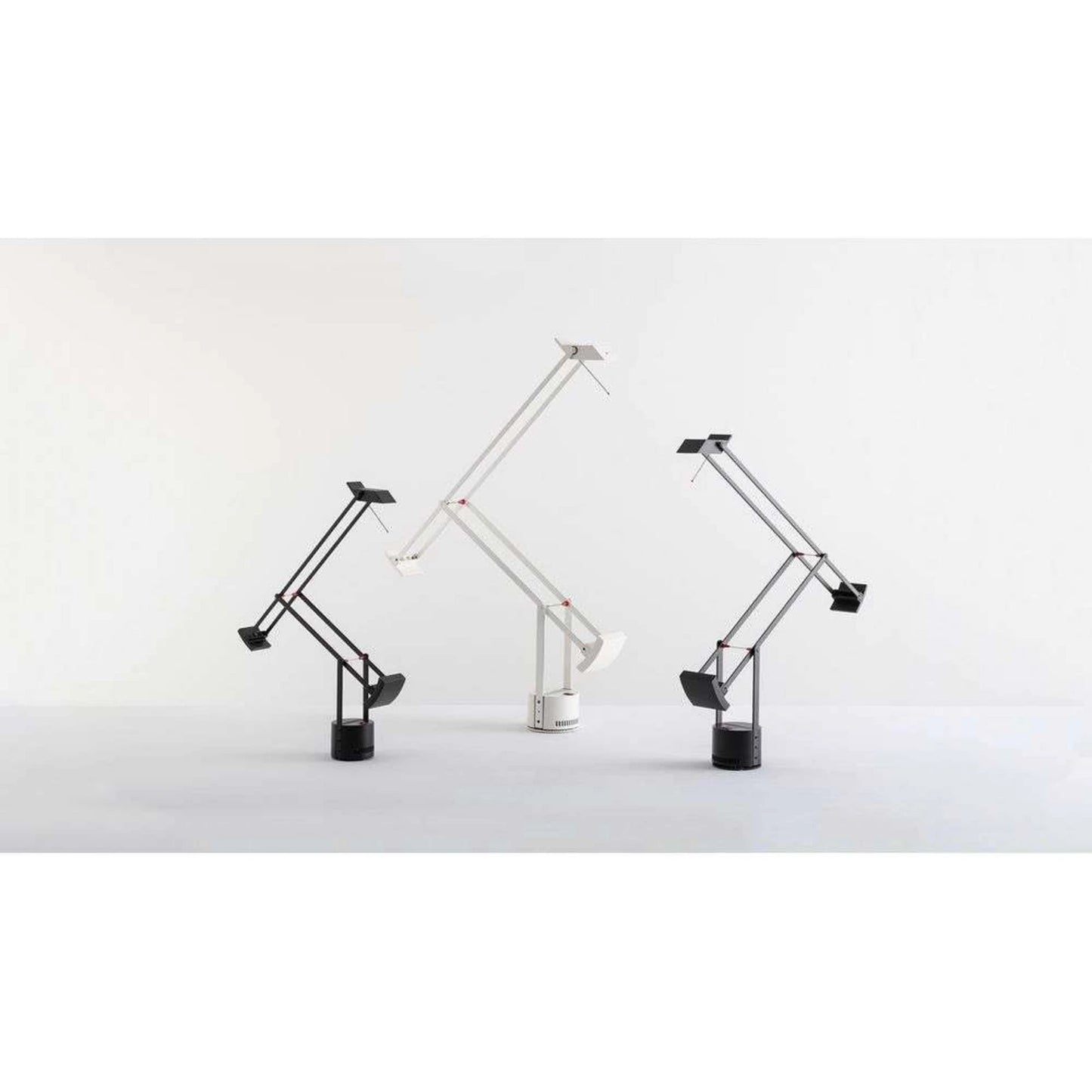 Tizio bordlampe Artemide