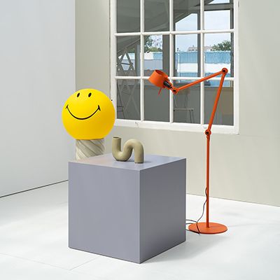 Tonone Bolt 2 Arm Floor