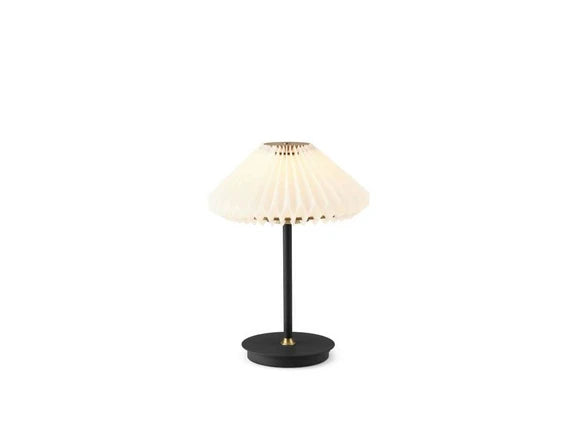 Paris To Go portable bordlampe fra Halo Design