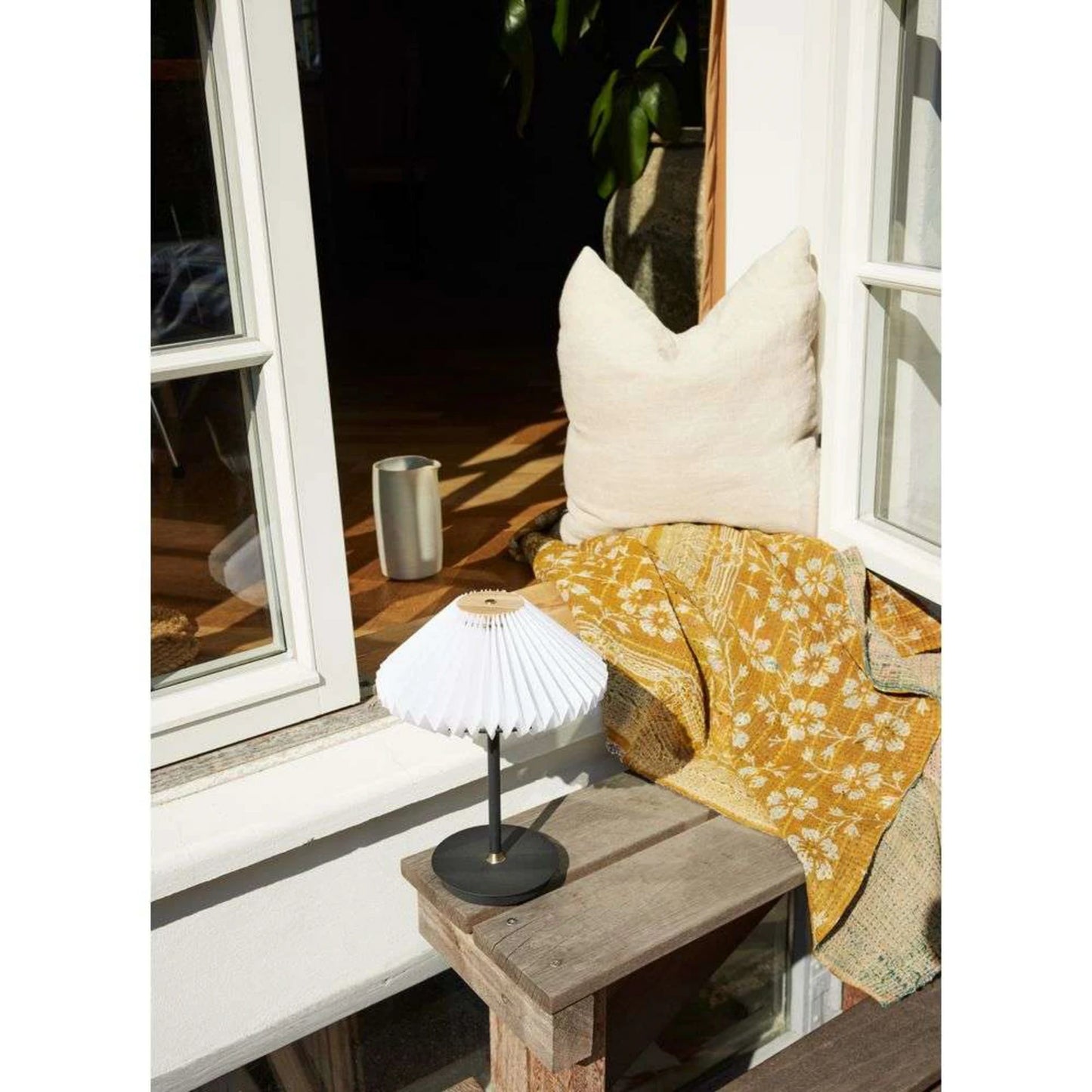 Paris To Go portable bordlampe fra Halo Design