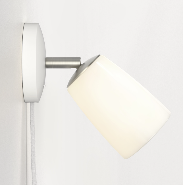 Carlton Plug-in væglampe fra Astro Lighting