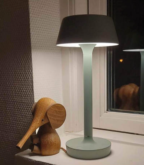 Companion bordlampe fra Antidark