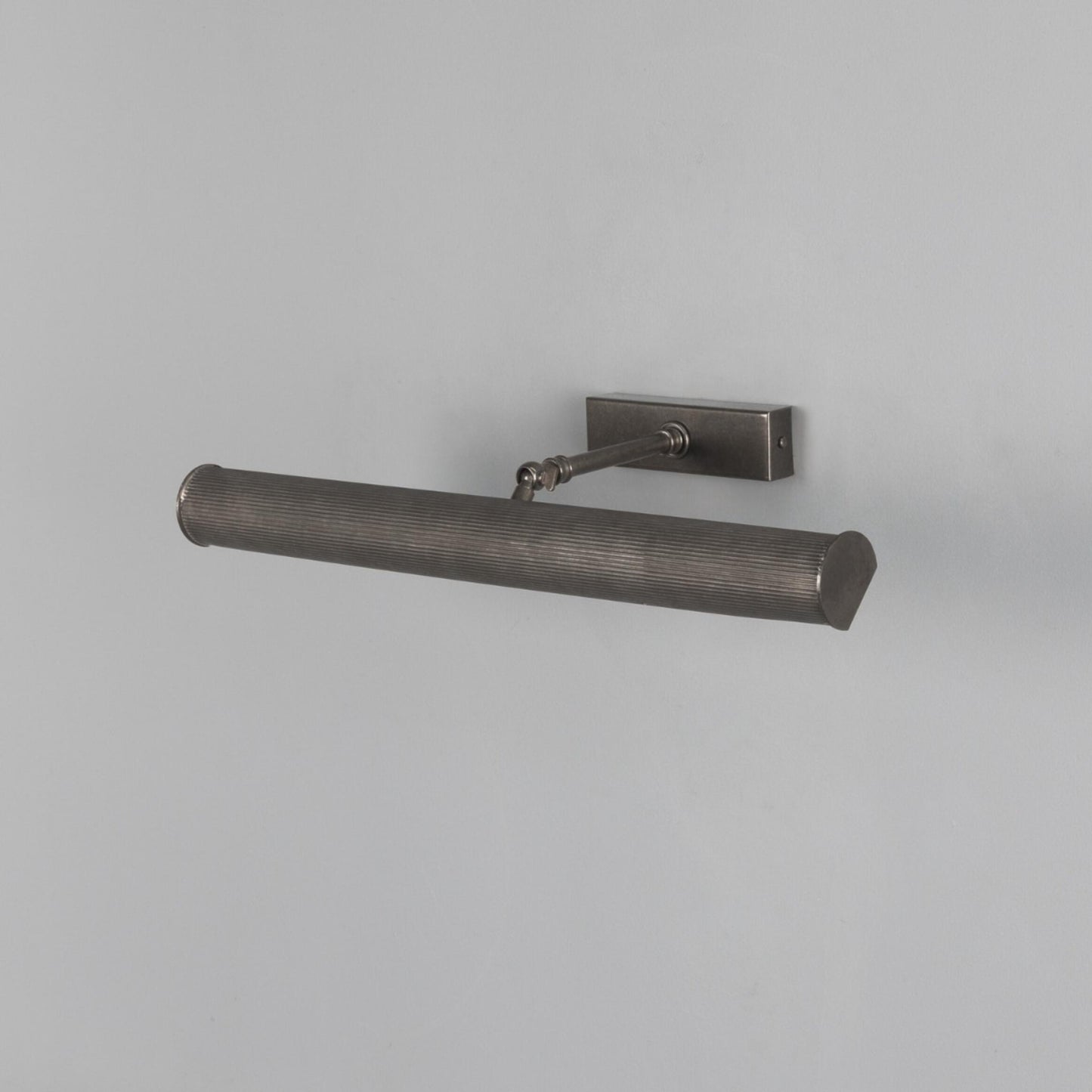 Cambrige adjusteble Reeded 50,5 cm G9 malerilampe