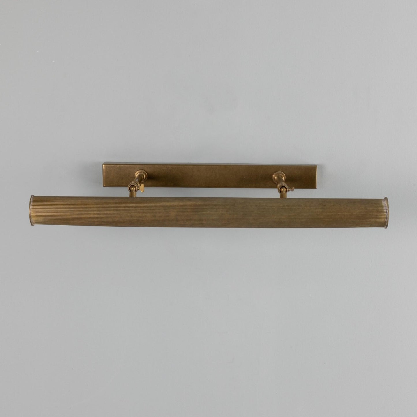 Cambrige adjusteble Reeded 60,5 cm G9 malerilampe