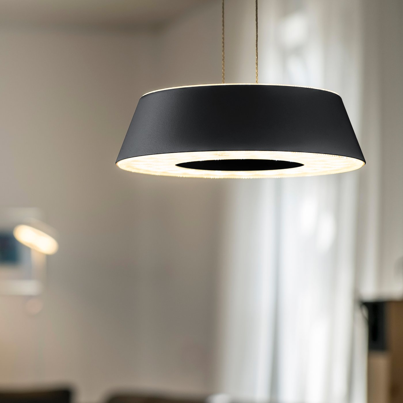 Glance LED pendel med gemt hejs Oligo