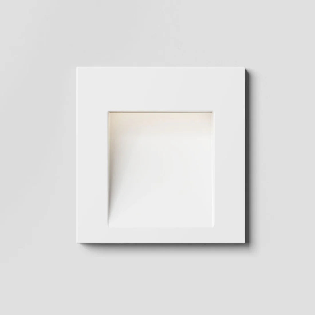 Tess SQ hvid LED væglampe LED Rendl (OUTLET)