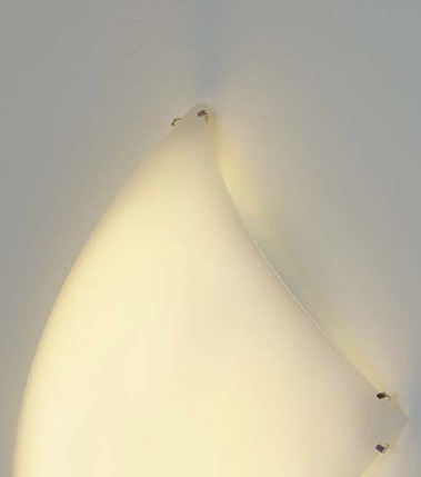 Piana væg loftlampe i frostet satineret glas Saije
