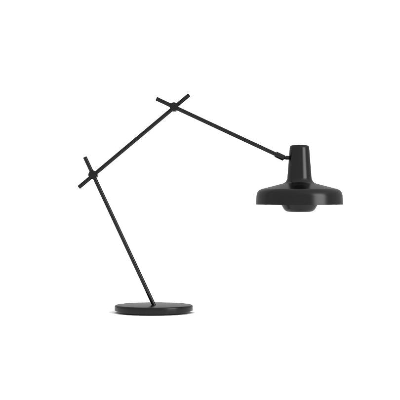 Arigato sort bordlampe fra Gropa Products
