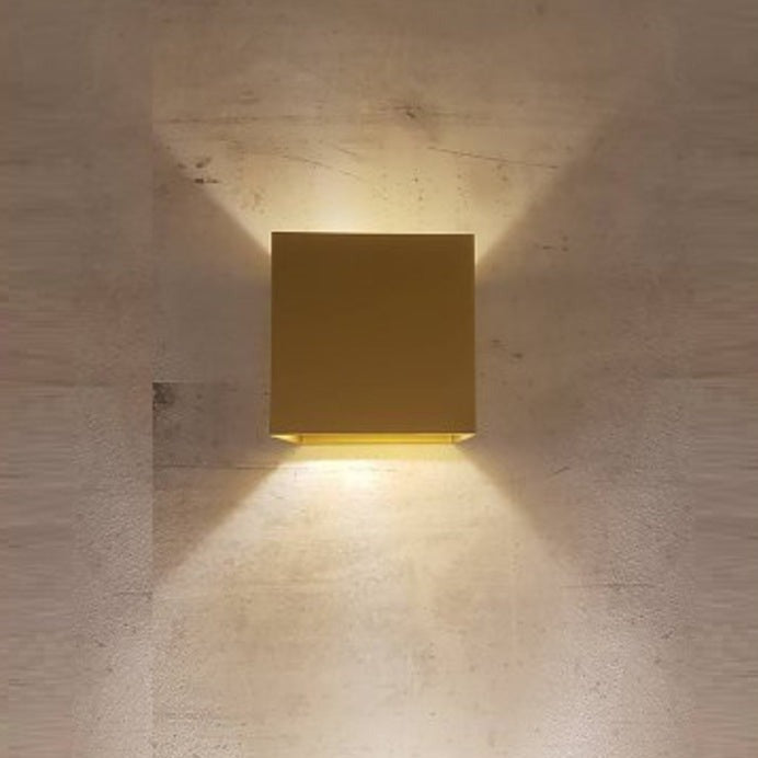 Box LED væglampe Wever & Ducré model 2 guld 