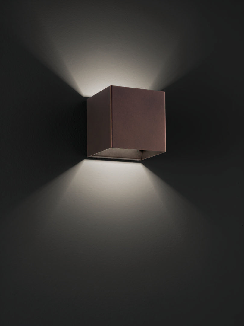 Laser AP9 bronze LED væglampe fra studio italia design