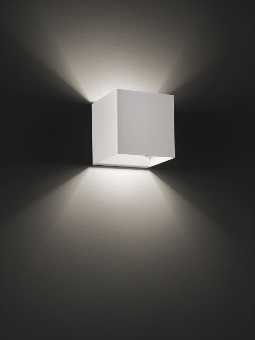 Laser AP9 hvid LED væglampe fra studio italia design