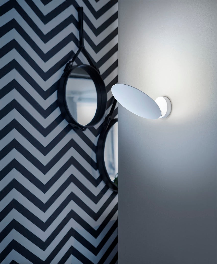 Puzzle Round væg- og loftlampe Studio Italia Design hvid singel
