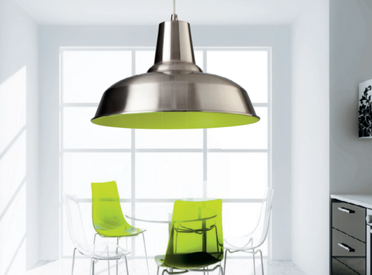 miljøbillede af Værksteds i børstet pendlen med orange inderside