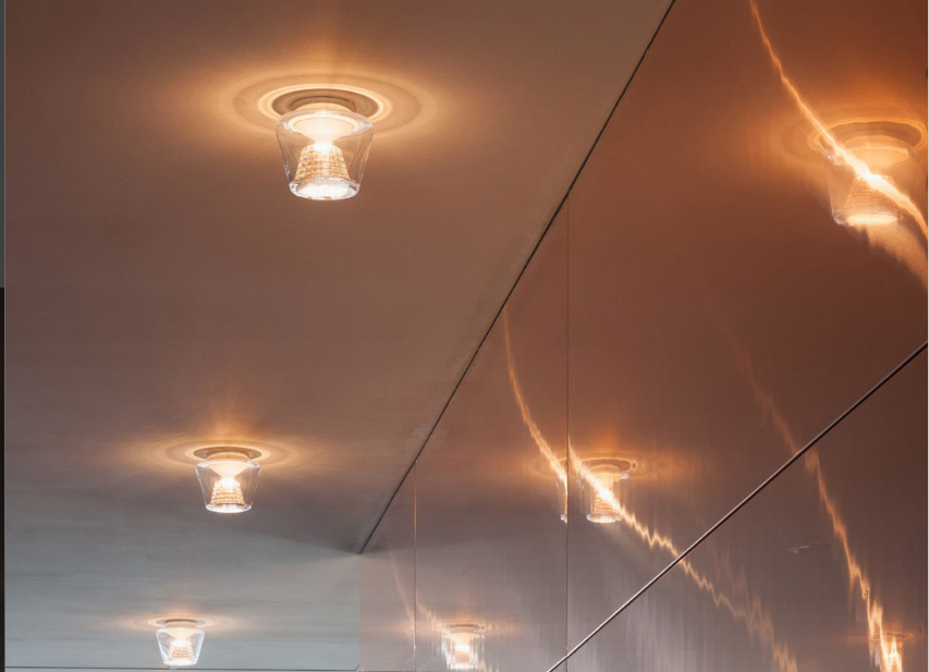 Miljøbillede af Annex S loftlampe med krystal reflektor fra Serien Lighting