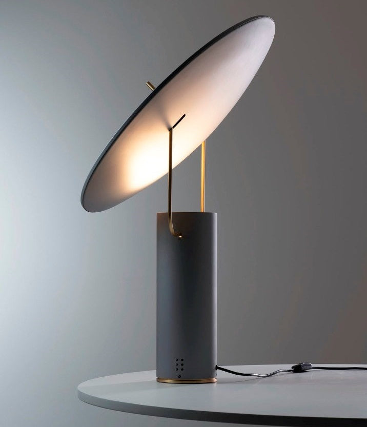 TX1 grå dæmpbar bordlampe fra Martinelli Luce